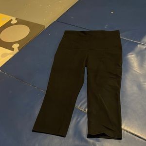 Gap maternity capri yoga pants